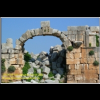 17428 04 033 Aphamea Syrien 2011.JPG